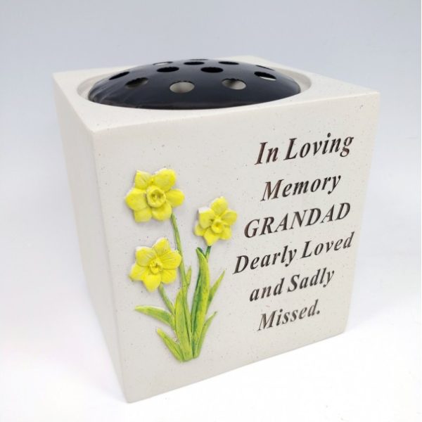 Grandad Daffodil Rose Bowl